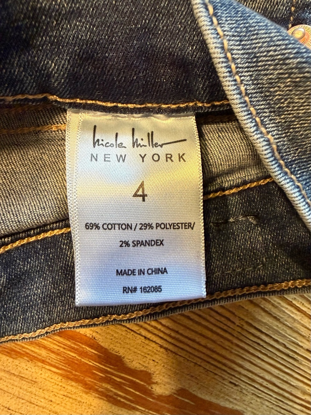 Wide-Leg Ankle Jeans in Medium Blue by - Picture 3 of 6